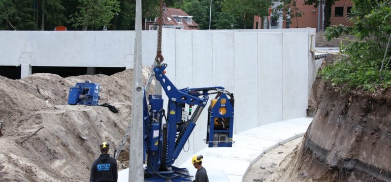 Bosch Beton keerwanden plaatsen bij KNVB Zeist