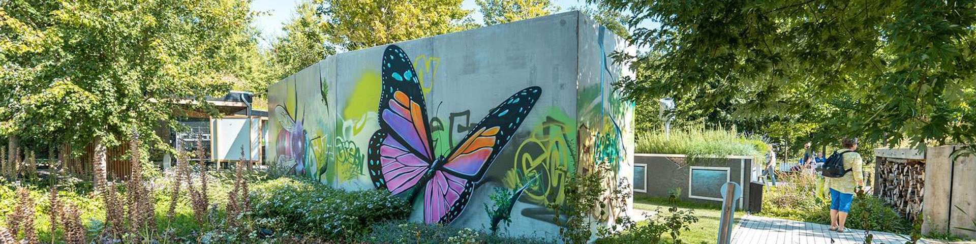 Bosch Beton - Keerwanden Floriade (Beeld: Instagram @groencollectiefnederland)